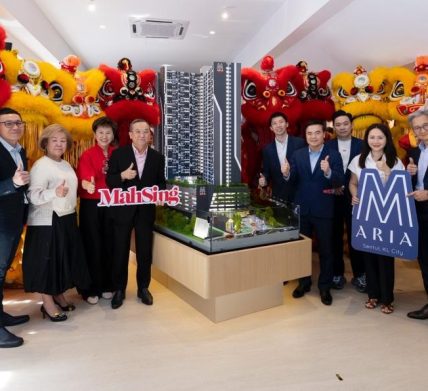 m aria open